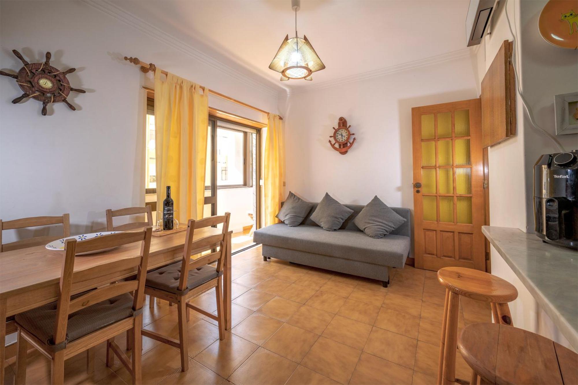 Cozy Apartment Near The Beach In Costa De Caparica Exterior foto